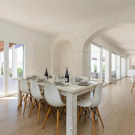 Villa Maravilla With Heatable Pool Rooftopbar With Sea Views And Range Rover Binibeca